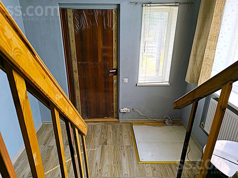 Nelku, Ogre un raj., Ogre — maja