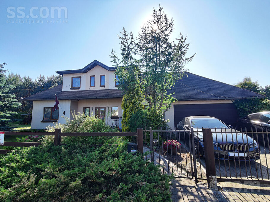 Kālavu 6, Mežāres, Rīgas rajons, Babītes pag. — maja