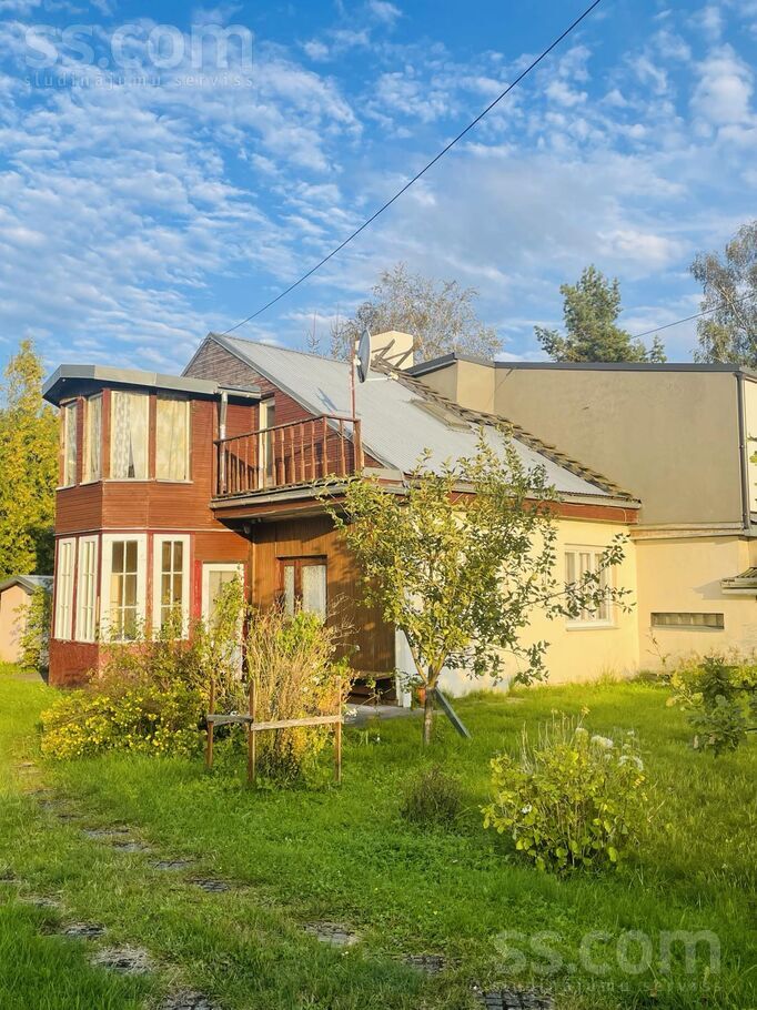 Medņu 15, Jūrmala — maja