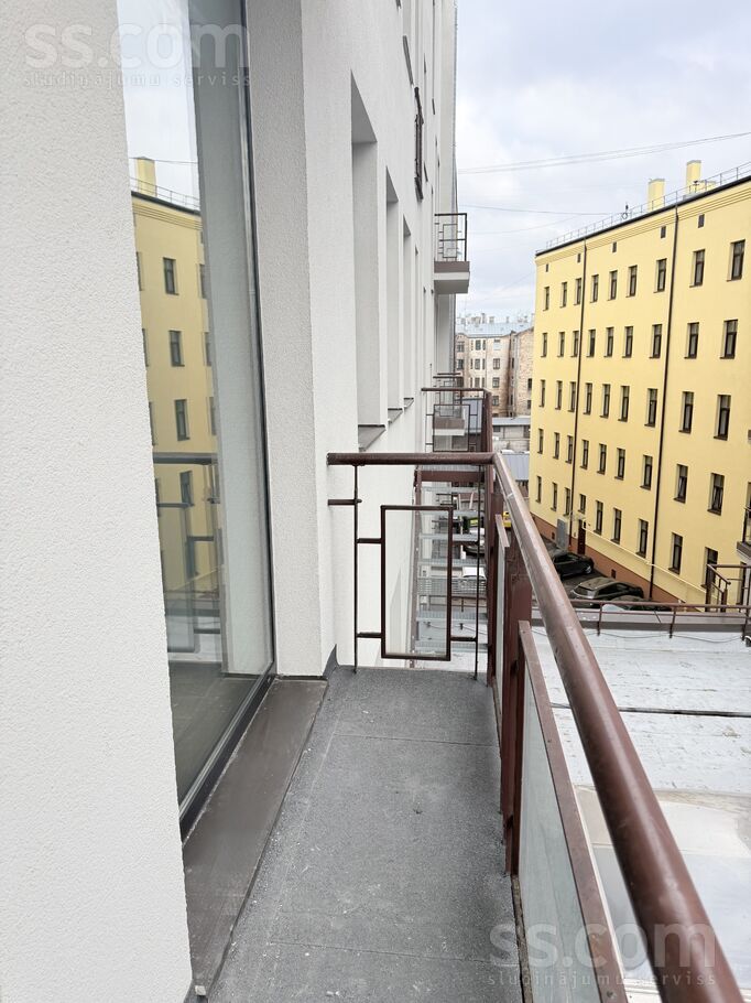 Birznieka-Upīša 20, Rīga — dzivoklis