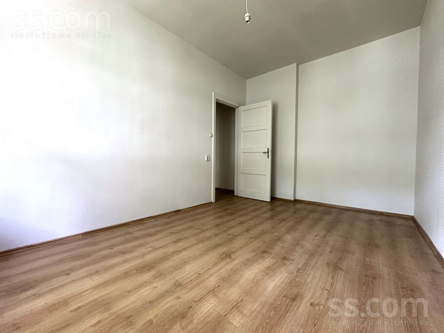 Tomsona 33, Rīga — dzivoklis