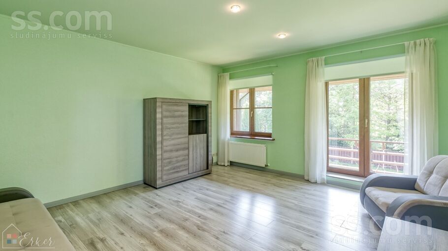 Vizuļu 28, Lapenieki, Rīgas rajons, Ķekavas pag. — maja