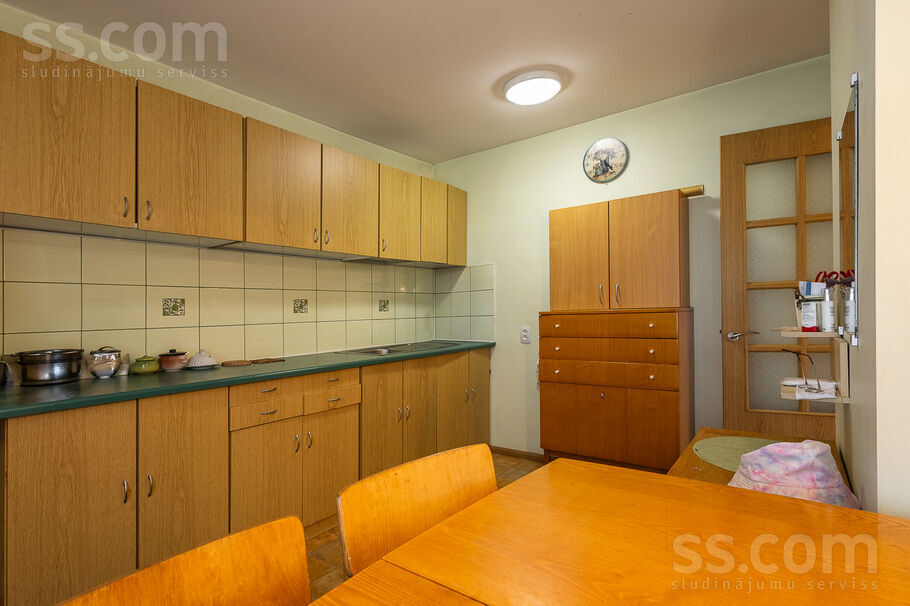 Ābeļu iela 6, Tušķi, Jelgava un raj., Līvbērzes pag. — maja