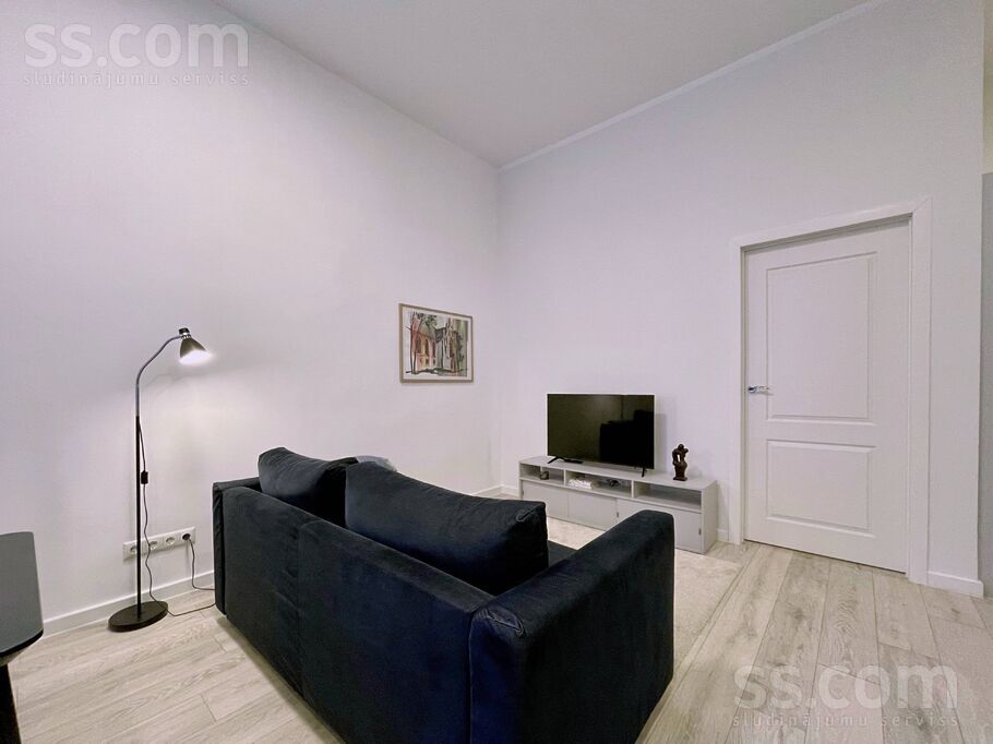 Pulkv. Brieža 10, Rīga — dzivoklis