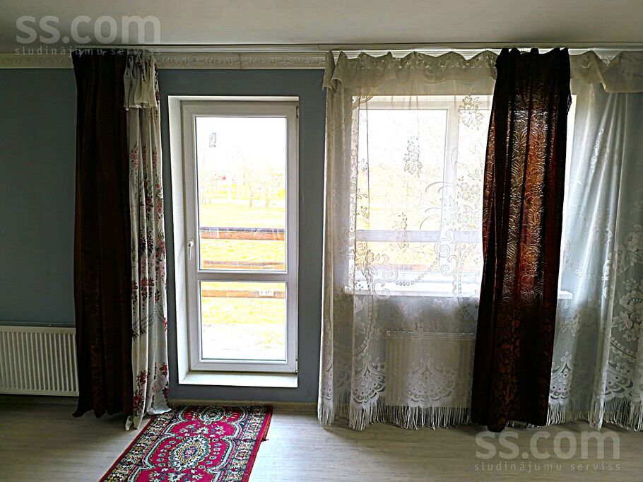 Nelku, Ogre un raj., Ogre — maja