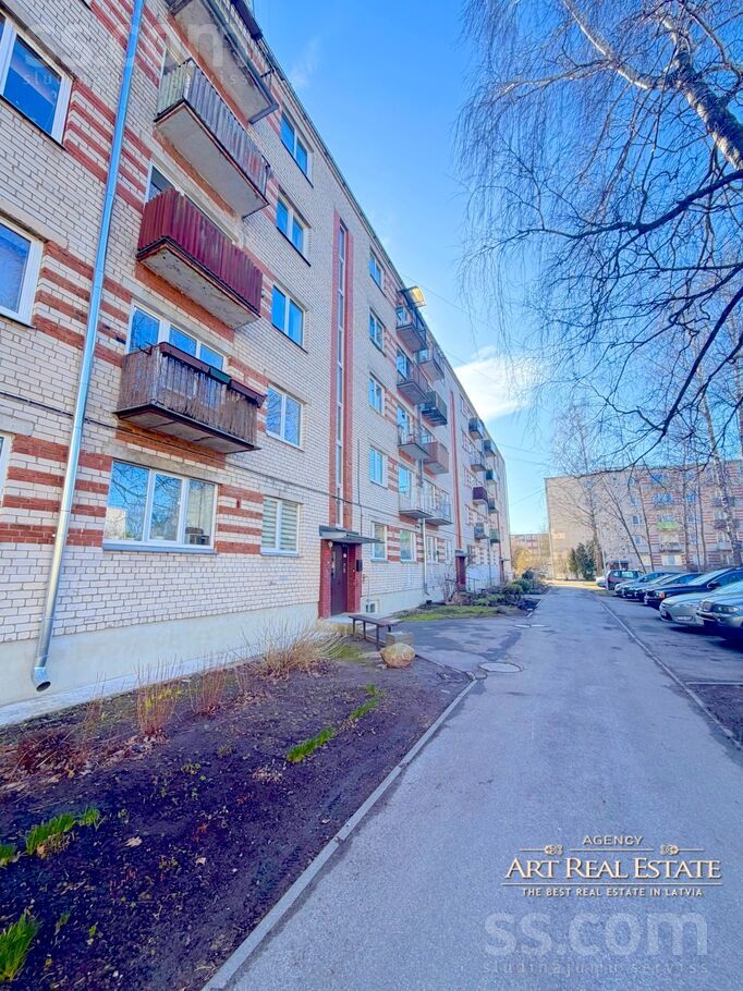 Talsu Šoseja 31 korp 4, Jūrmala — dzivoklis