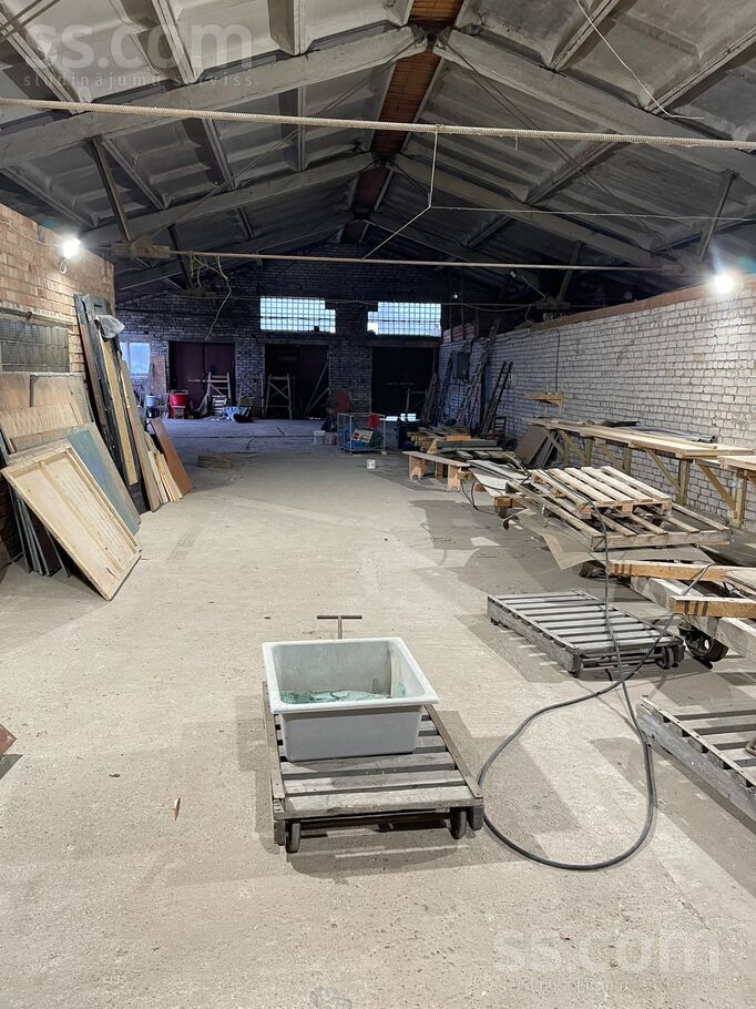 Celtnieku iela 1, Liepāja un raj., Liepāja — telpa