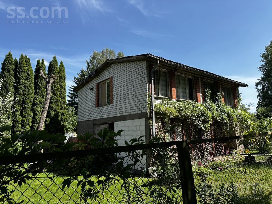 Roze 78, Roze, Rīgas rajons, Saulkrastu l. t. — maja