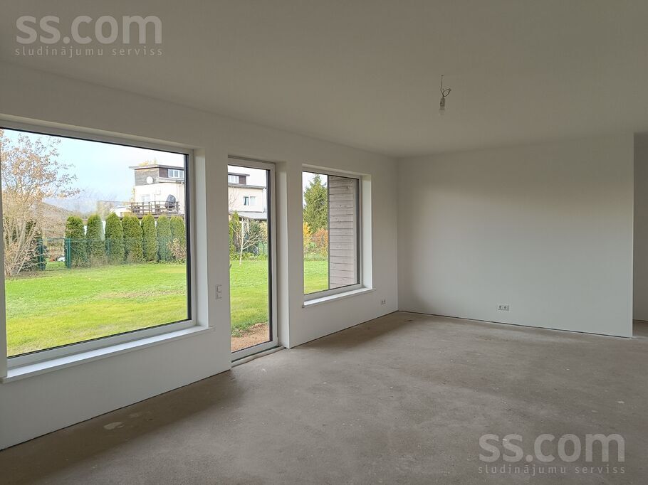 Zvejnieku iela 13, Ogre un raj., Ikšķile — maja