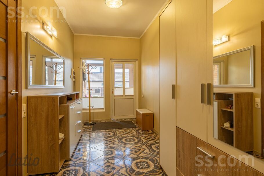 Ganību 6, Jēkabpils un raj., Jēkabpils — maja