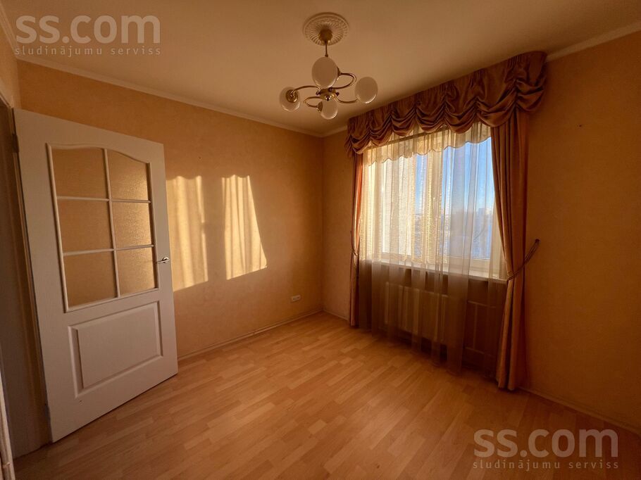 Dzelzavas 37, Rīga — dzivoklis