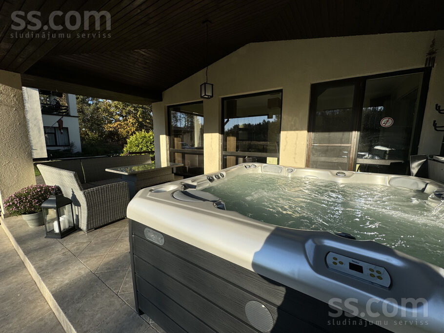 Vetras, Trenči, Rīgas rajons, Babītes pag. — maja