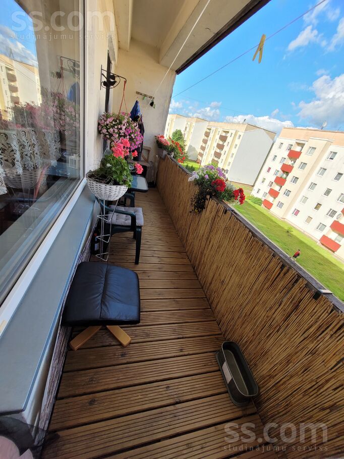 18 52, Saldus un raj., Brocēni — dzivoklis