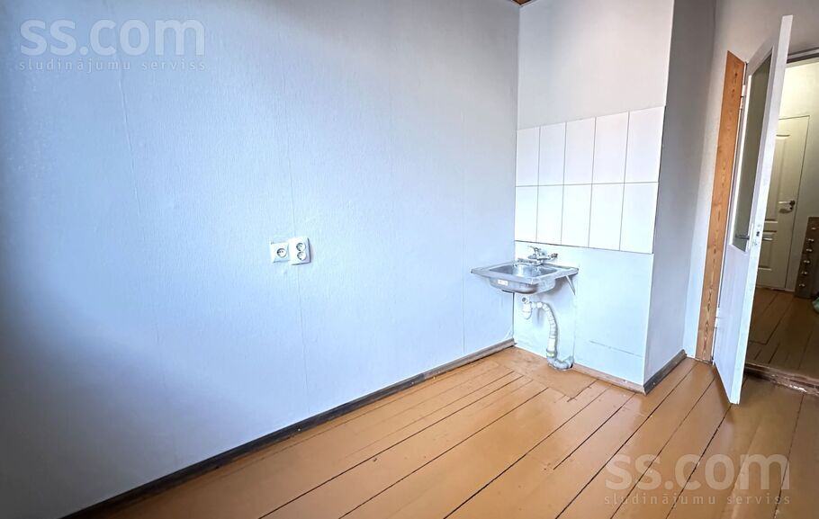 Puķu 1, Rauna, Cēsis un raj., Raunas pag. — dzivoklis