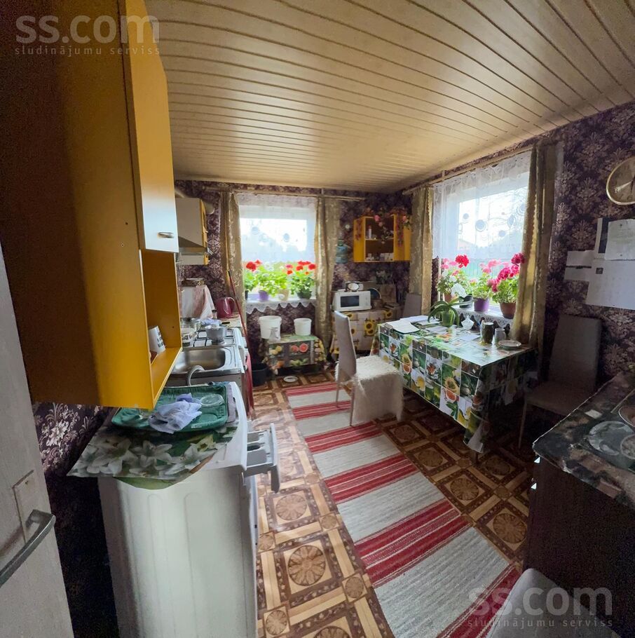 Strazdu iela 10, Zālīte, Bauska un raj., Iecavas nov. — maja