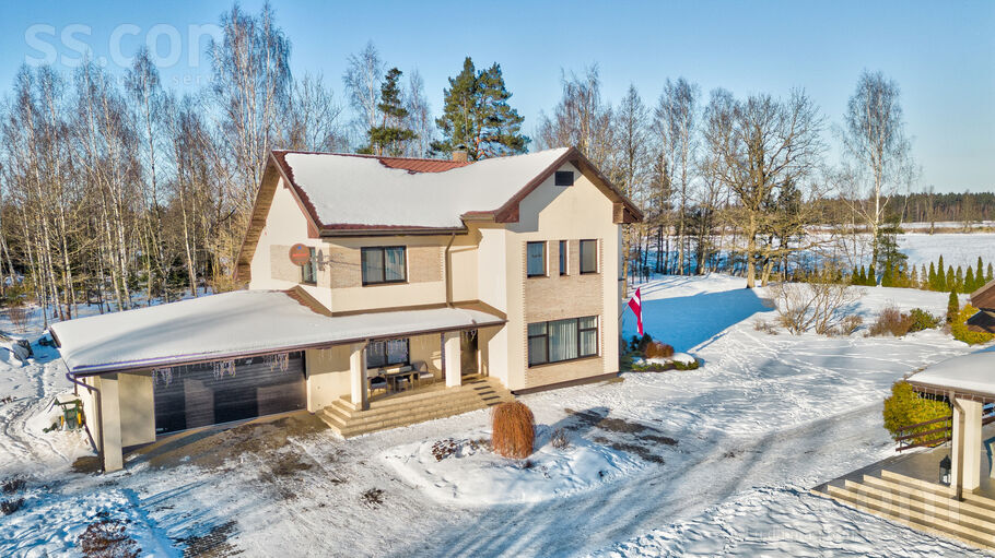 Vetras, Trenči, Rīgas rajons, Babītes pag. — maja