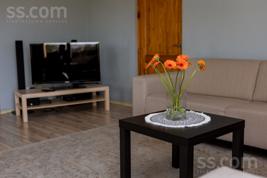 Zīdas, Miltiņi, Dobele un raj., Bērzes pag. — maja