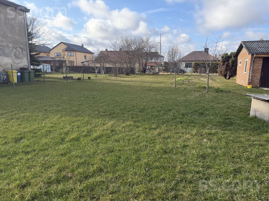 Smislu 19, Jelgava un raj., Jelgava — maja