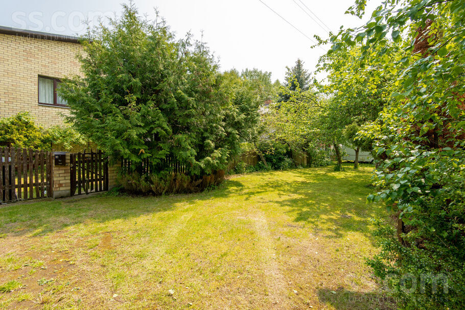 Celtnieku 24, Zvejniekciems, Rīgas rajons, Saulkrastu l. t. — maja