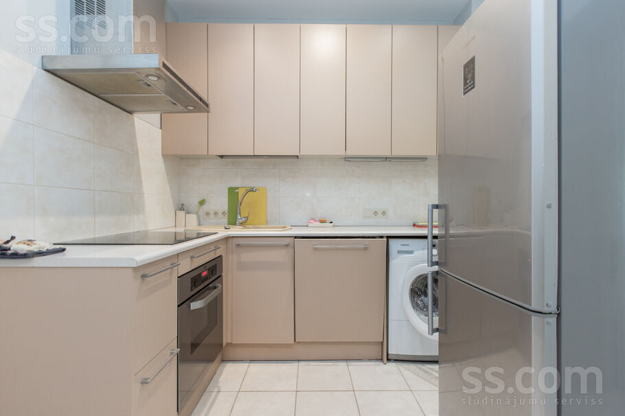 Jūras 10, Ragaciems, Tukums un raj. — maja