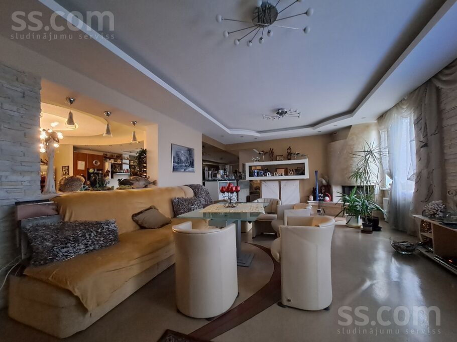 Kārsavas, Rīga — maja