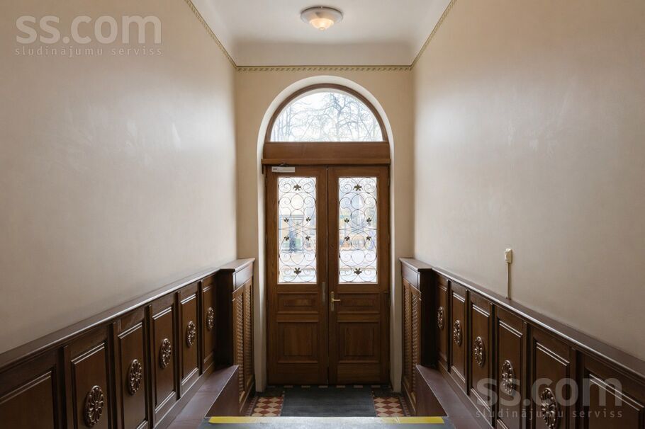 Raiņa bulv. 2, Rīga — dzivoklis