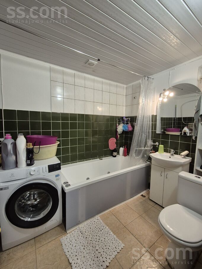 Virves, Ventspils un raj., Ventspils — maja