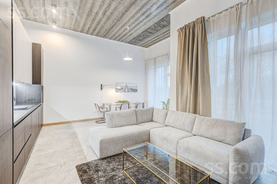 Rītausmas iela 1, Mārupe, Rīgas rajons, Mārupes pag. — maja