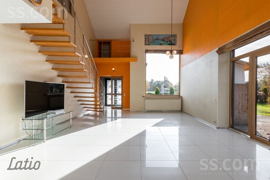 Ošu 20, Mežāres, Babītes pag. — maja