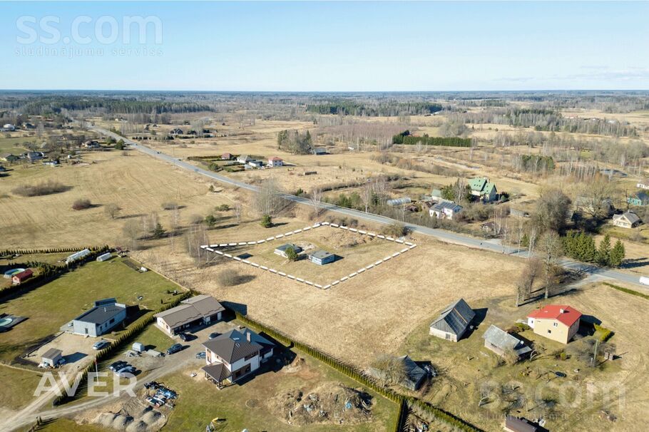 Lejasvētras 1, Ogre un raj., Ikšķiles l. t. — zeme