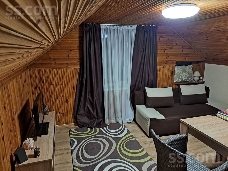 6 linia 5, Latgale, Daugavpils un raj., Līksnas pag. — maja