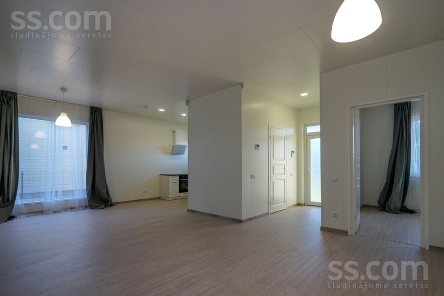 Elizabetes 35, Spilve, Rīgas rajons, Babītes pag. — maja