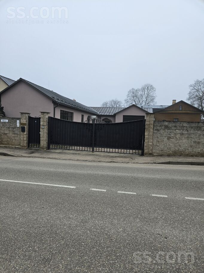 Varšavas 70, Daugavpils un raj., Daugavpils — maja