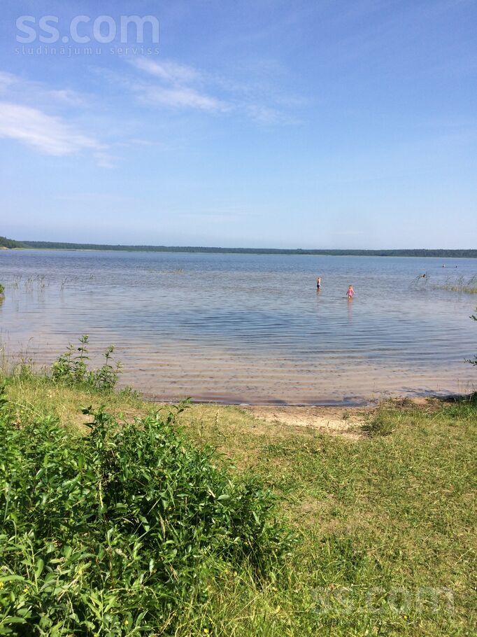 Bangu Iela 8d, Ventspils un raj., Ventspils — zeme
