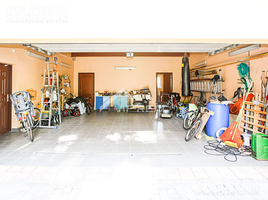 Edinburgas pr. 69, Jūrmala — maja