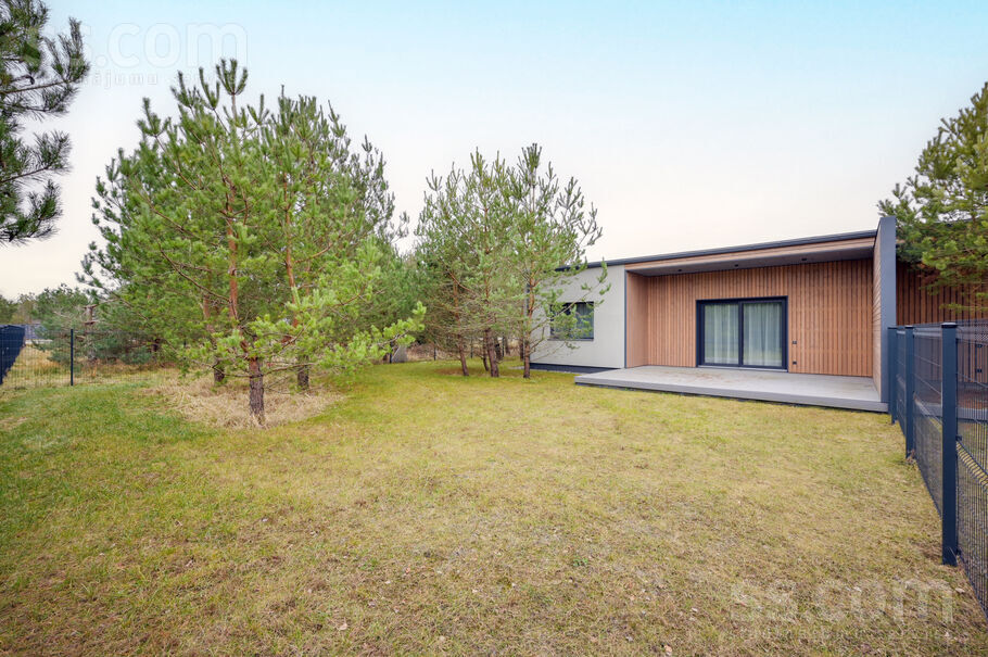 Andra iela 14, Vīkuļi, Rīgas rajons, Babītes pag. — maja