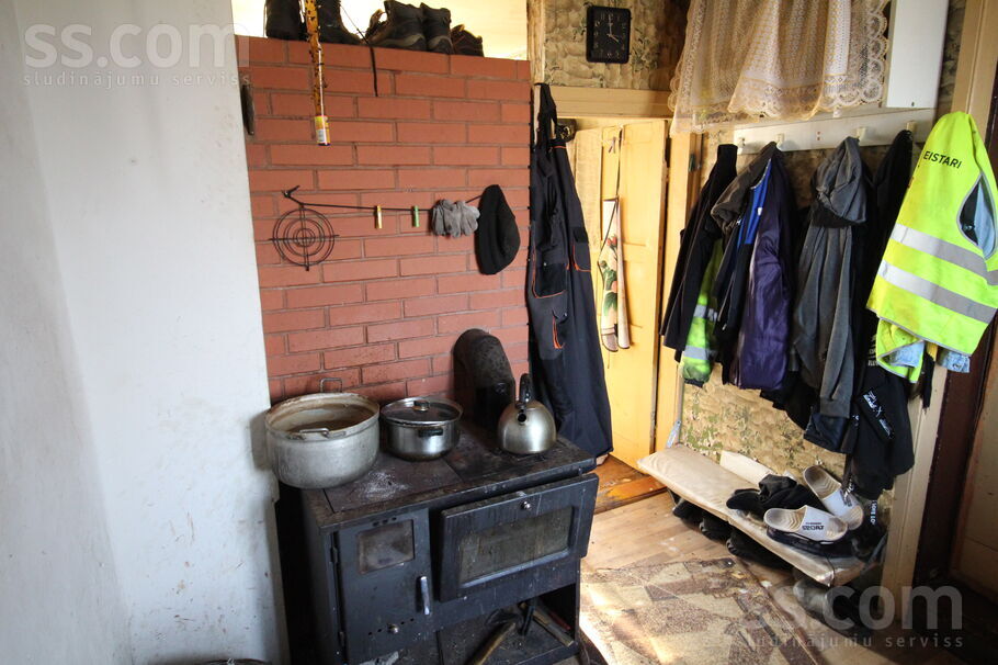 Jūlijas, Ozoliņi, Krāslava un raj., Dagdas pag. — maja