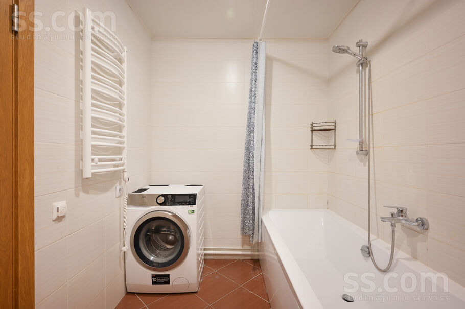 Bērzavoti k-3, Rīgas rajons, Baloži — dzivoklis