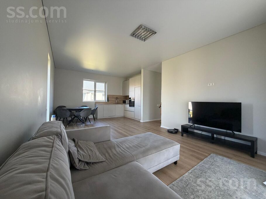 Rītupes 6, Grēnes, Rīgas rajons, Olaines pag. — maja