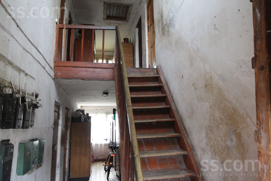 Rīgas 282, Preiļi un raj., Līvāni — dzivoklis