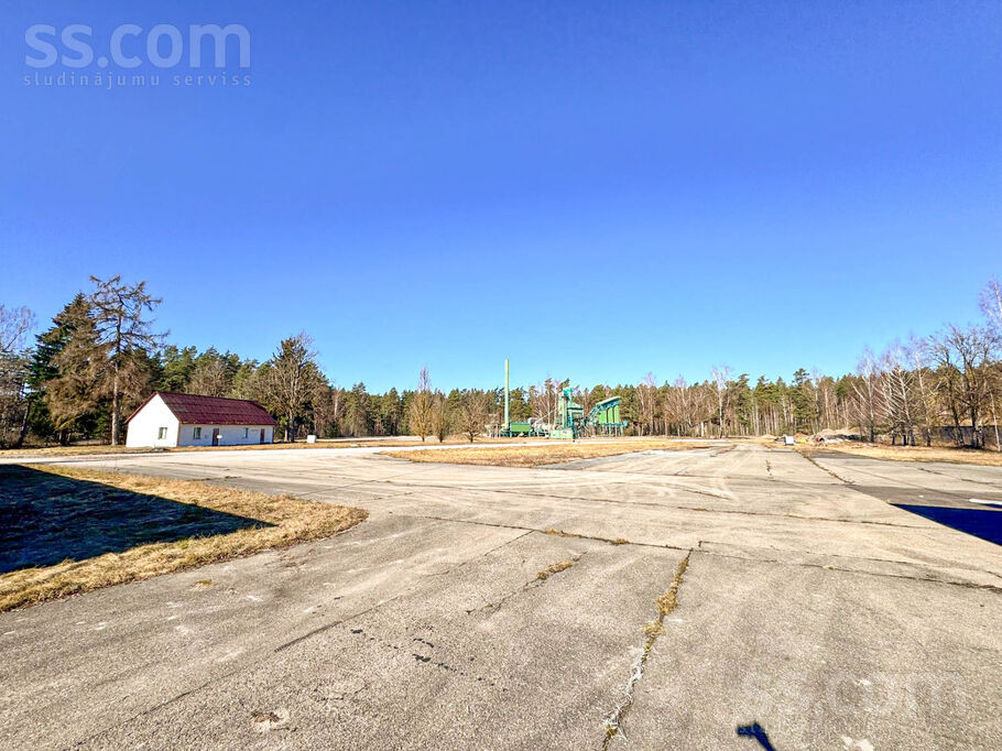 Skultes 28, Mārupe, Rīgas rajons, Mārupes pag. — telpa