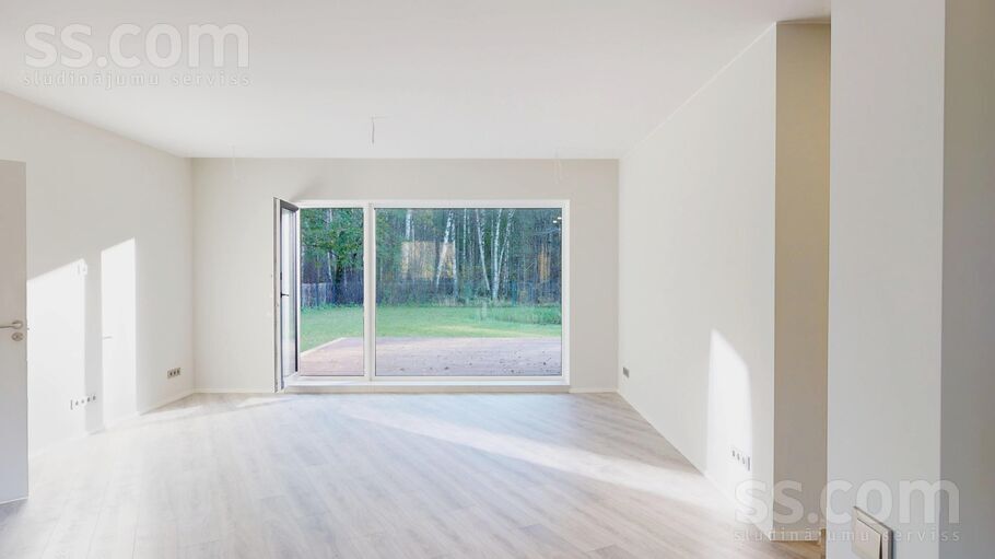 Ciema 16, Lidosta "Rīga", Rīgas rajons, Mārupes pag. — maja