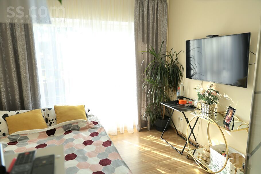 Alejas 15, Mežāres, Rīgas rajons, Babītes pag. — maja