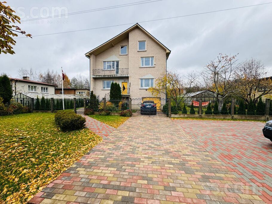 Celtnieku iela 26, Rīgas rajons, Saulkrasti — maja