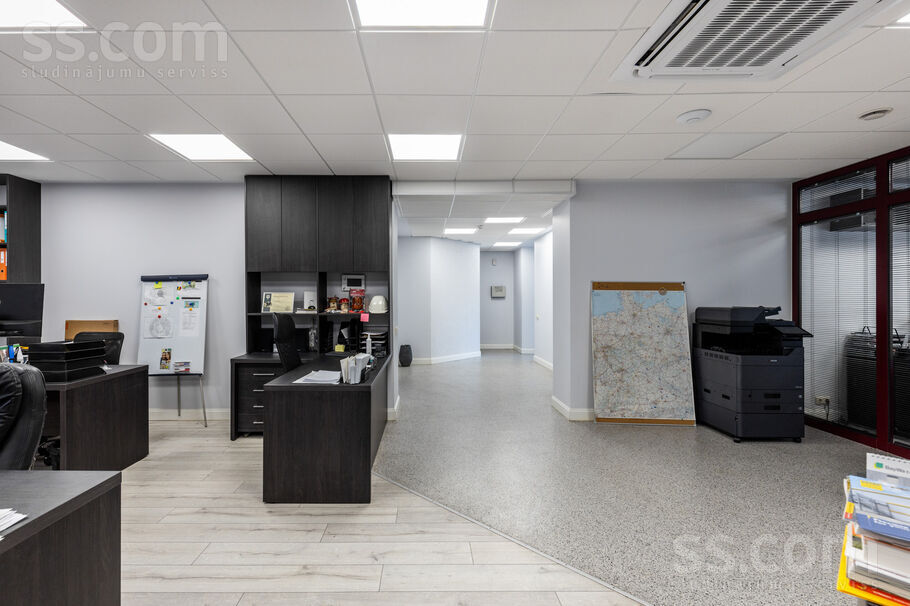 Sadovņikova 21, Rīga — birojs