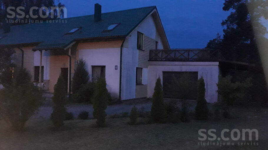 Latgales 12, Rīga — maja