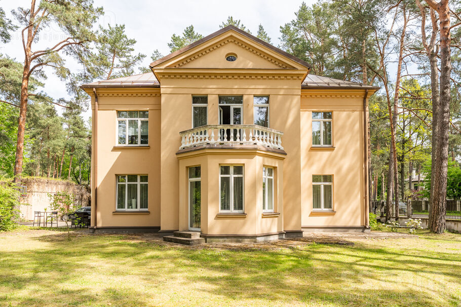 Poruka, Rīga — maja