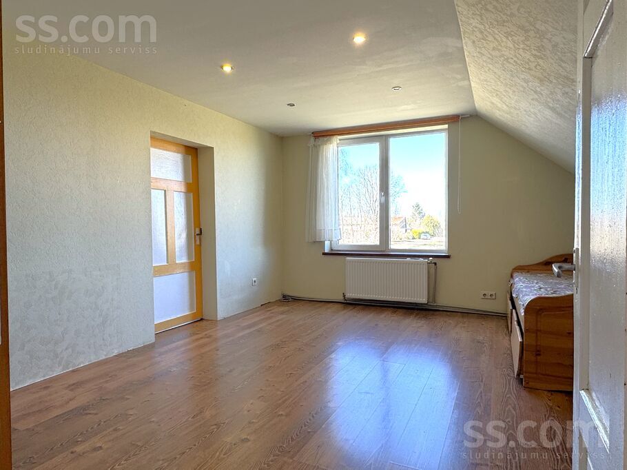 Ezermalas, Jūdaži, Rīgas rajons, Siguldas pag. — maja