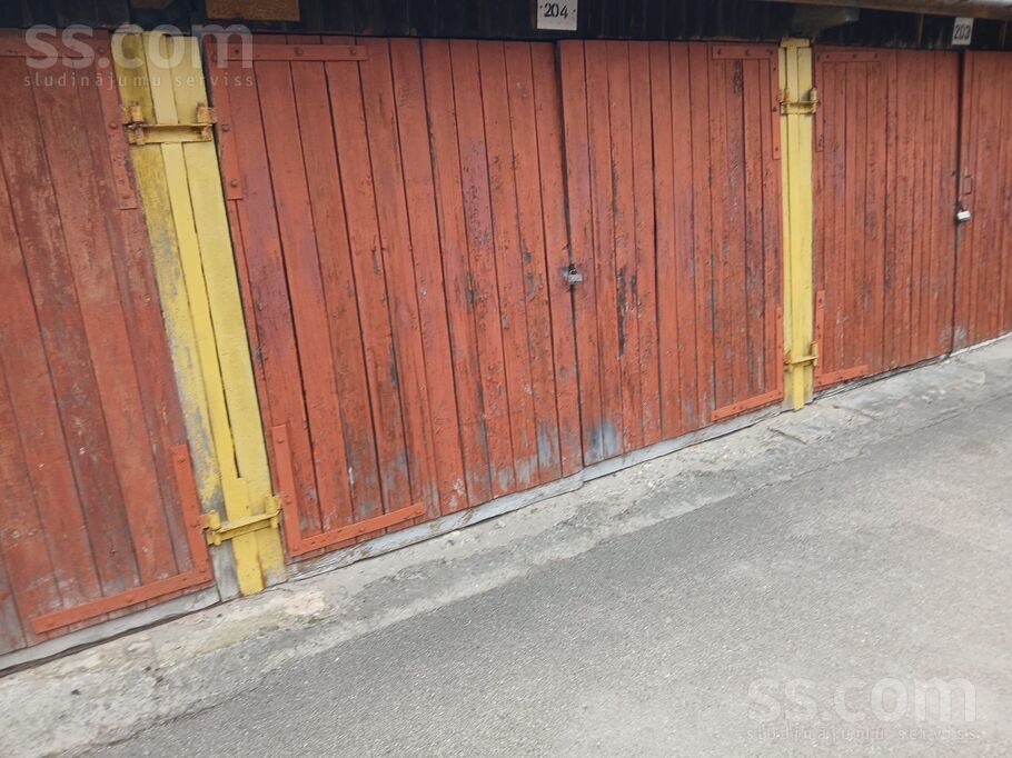 Dzelzavas 16a, Rīga, Purvciems — telpa