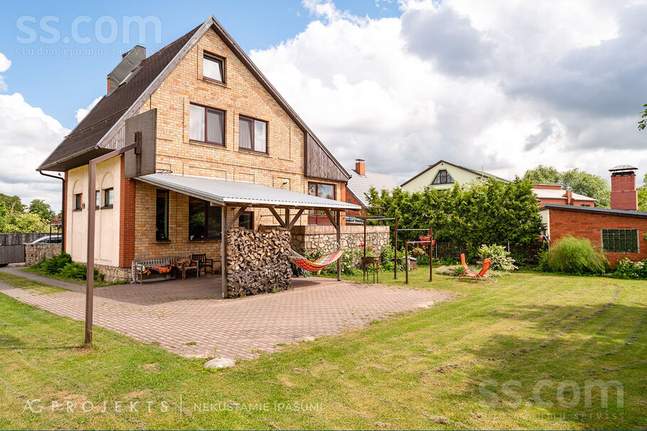 Pļavu iela 126, Liepāja un raj., Liepāja — maja